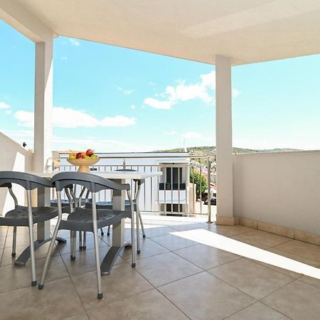 Apartmani Adria Trogir Eksteriør billede