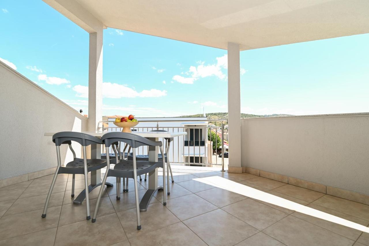 Apartmani Adria Trogir Eksteriør billede
