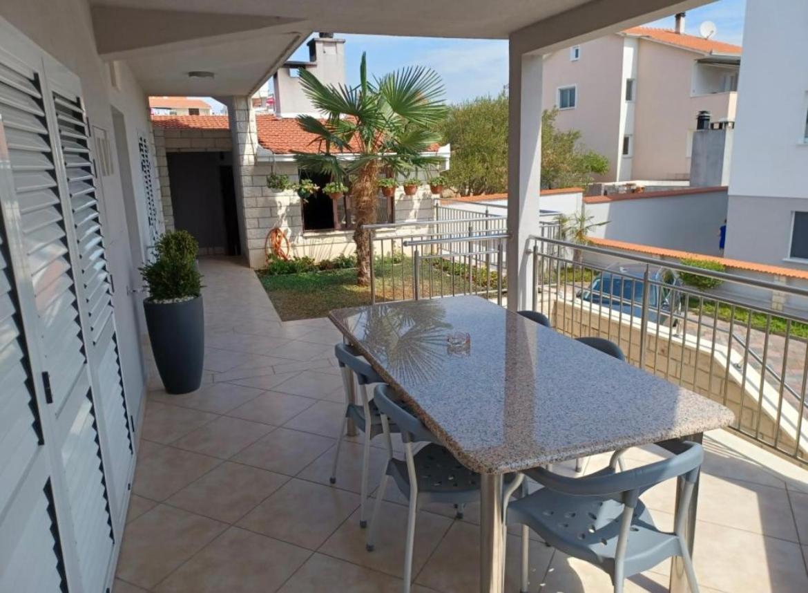 Apartmani Adria Trogir Eksteriør billede