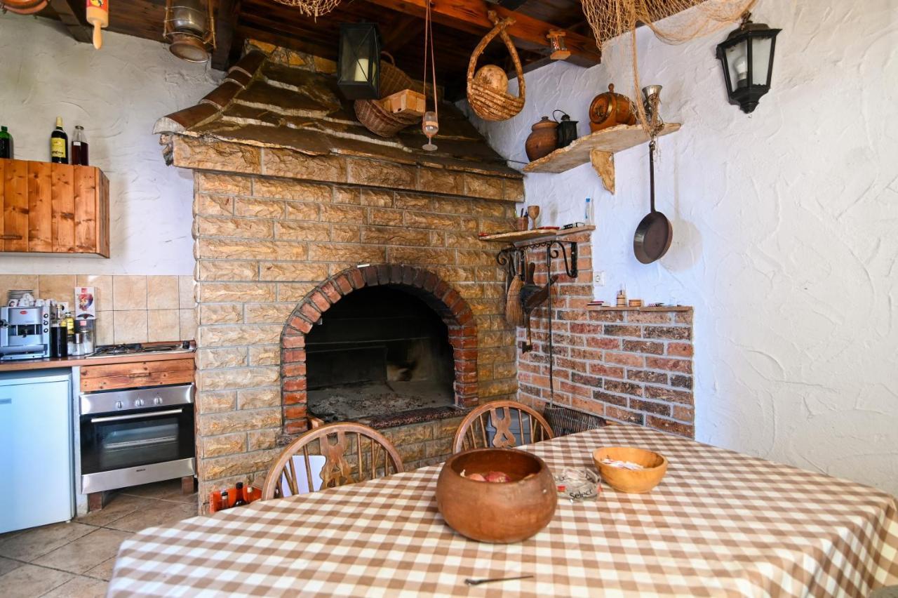 Apartmani Adria Trogir Eksteriør billede