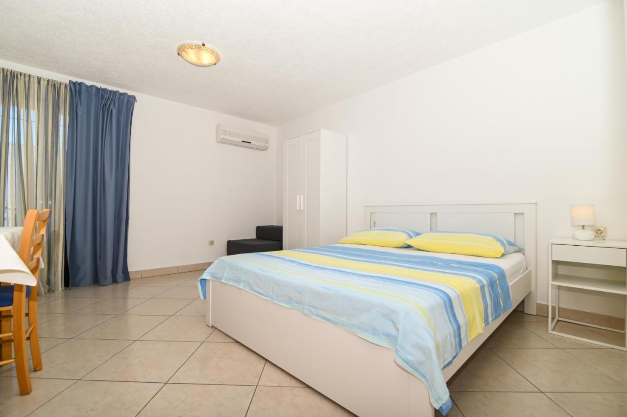 Apartmani Adria Trogir Eksteriør billede